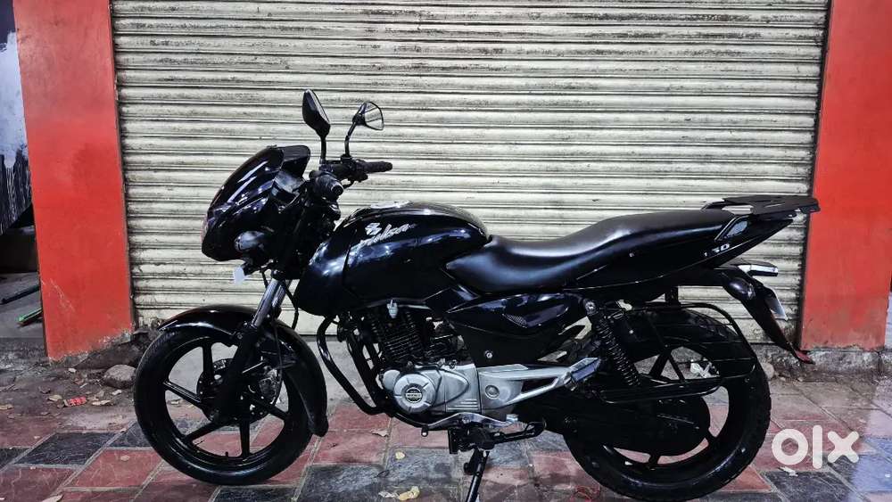 Pulsar 150 cc,single owner, Rs:24000/-
