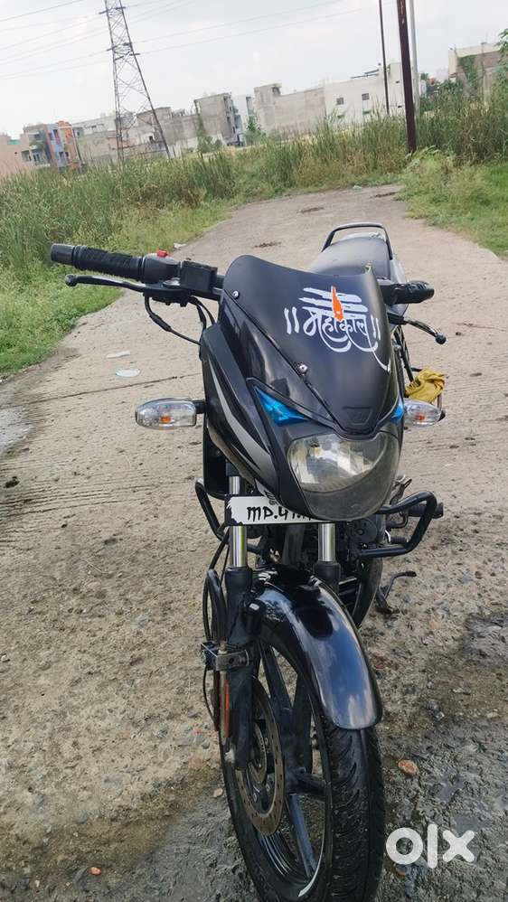 Pulsar 150 black 2022 model