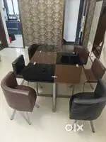 Dinning table to be sold