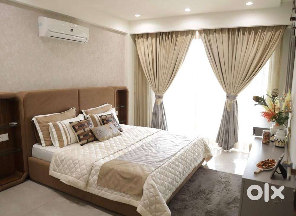3BHK + STORE WITH LIFT LUXURIOUS FLAT MOHALI
