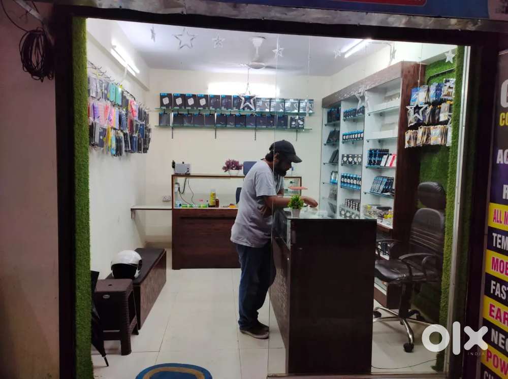 Shop is available for rent