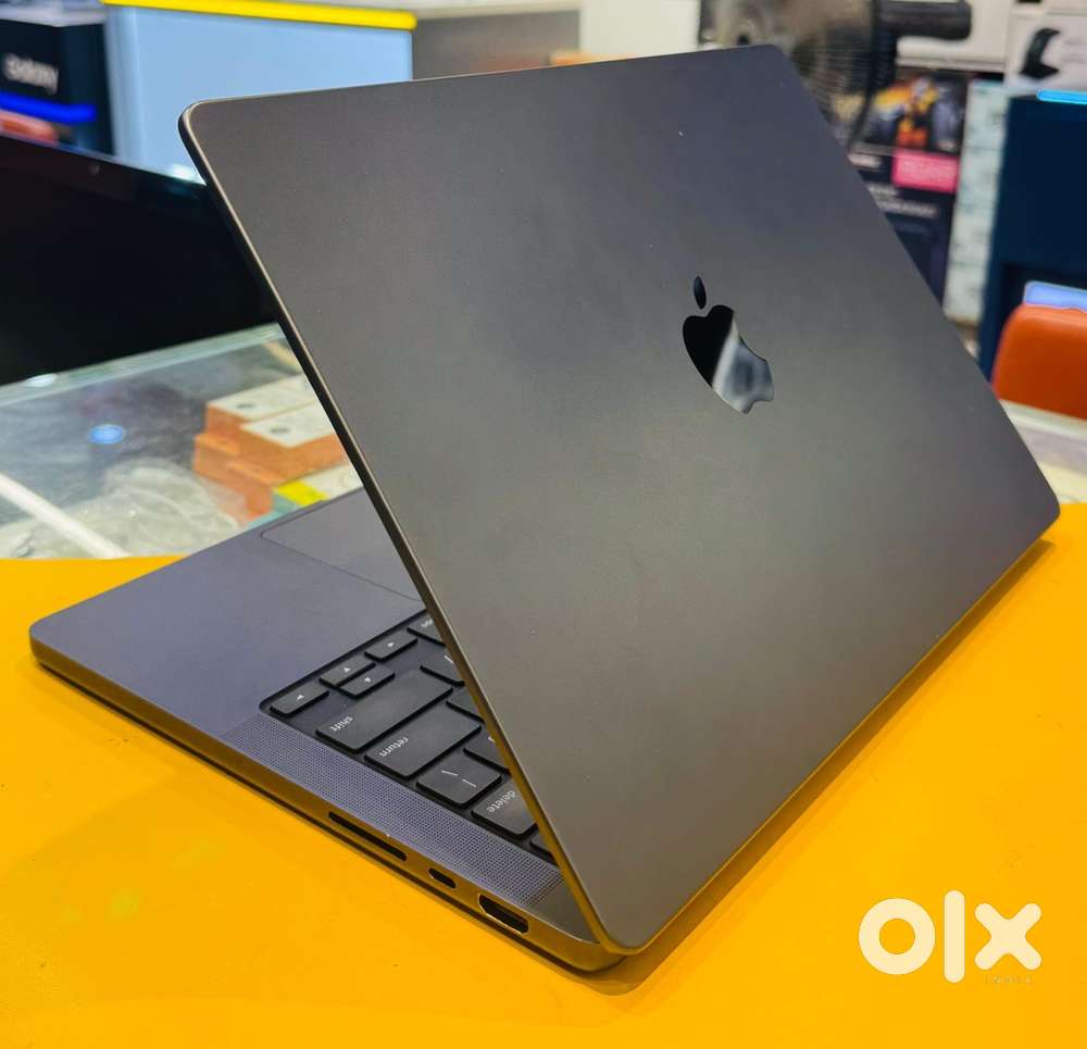 MacBook Air M4 (16GB + 256GB) For Sale