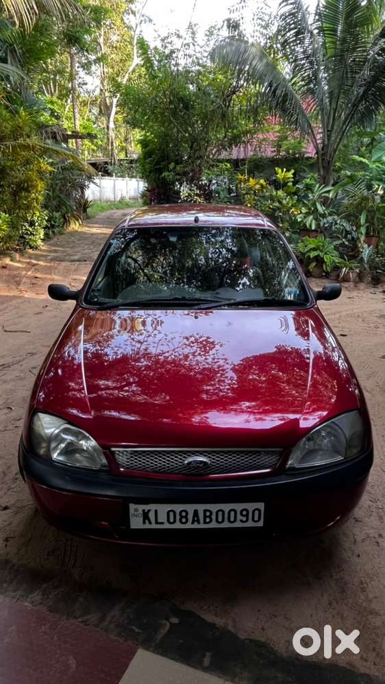Ford Ikon 2004 Petrol Well Maintained
