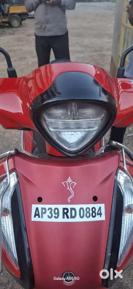 Yamaha fasino for sale new scooty less driven