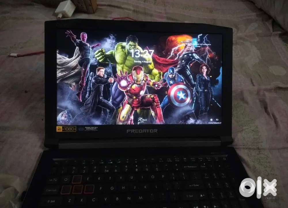 Gaming Laptop Acer Preadator Helios 300