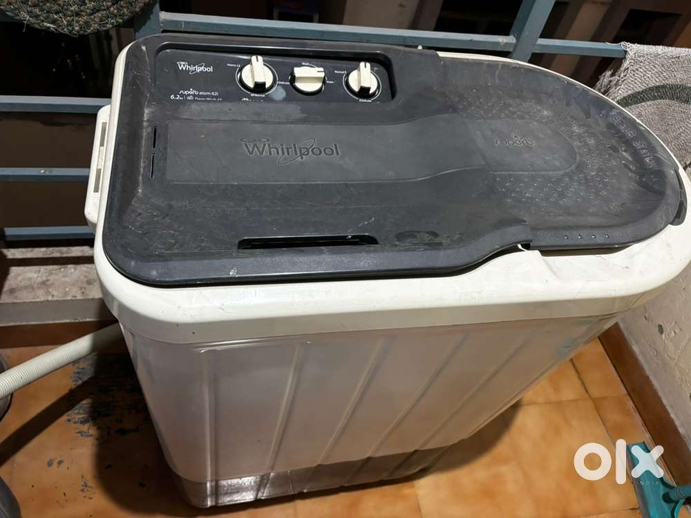 Semi Automatic Washing machine whirlpool