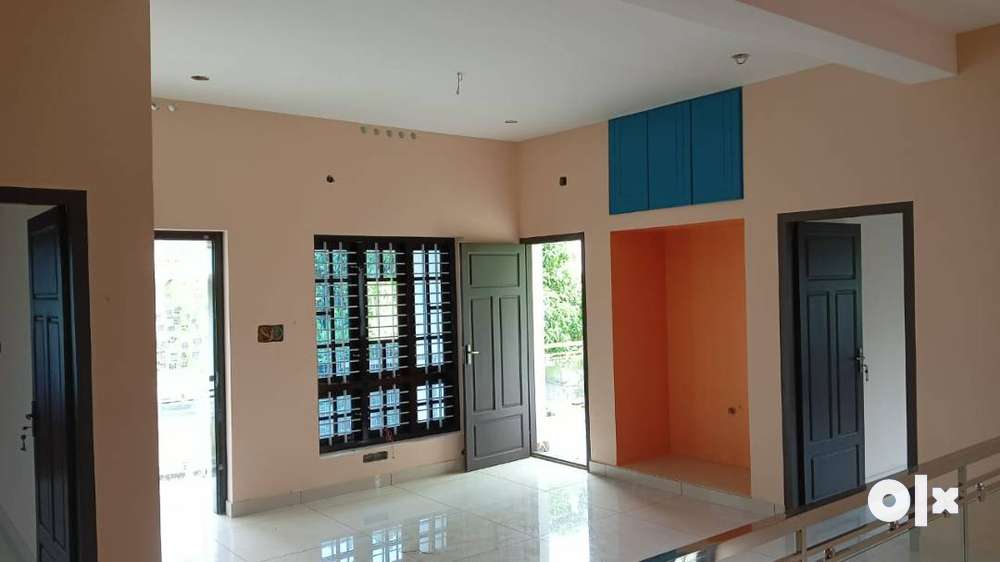 NEW RED BRICK CONSTRUCTED 5BHK HOUSE FOR SALE.