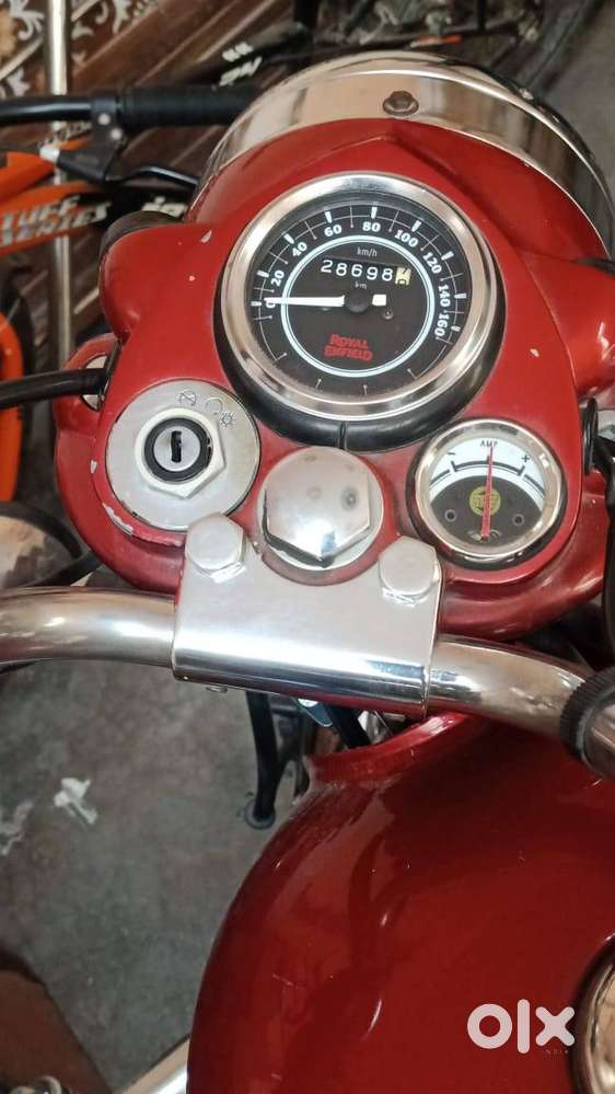 Royal Enfield bullet red condition very good