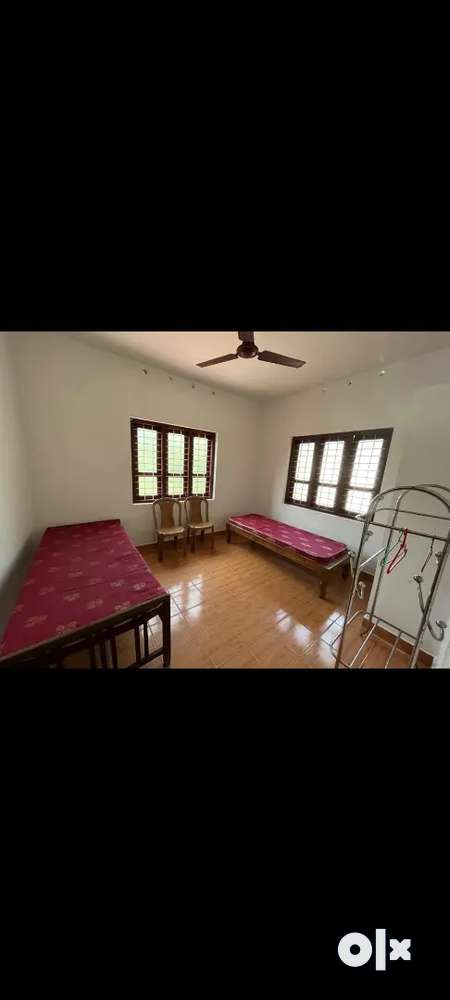 2 bedroom fully furnished flat near chavara school & Ksrtc bus stand