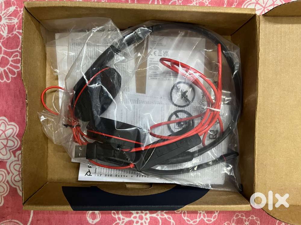 Poly 3220 headset with external mic(unused bought 20days back)