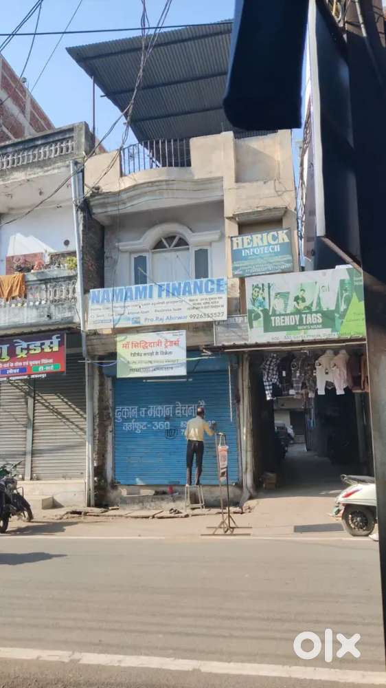 Commercial PROPERTY FOR SALE IN GARHA FATAK JABALPUR WITH 360SQFT
