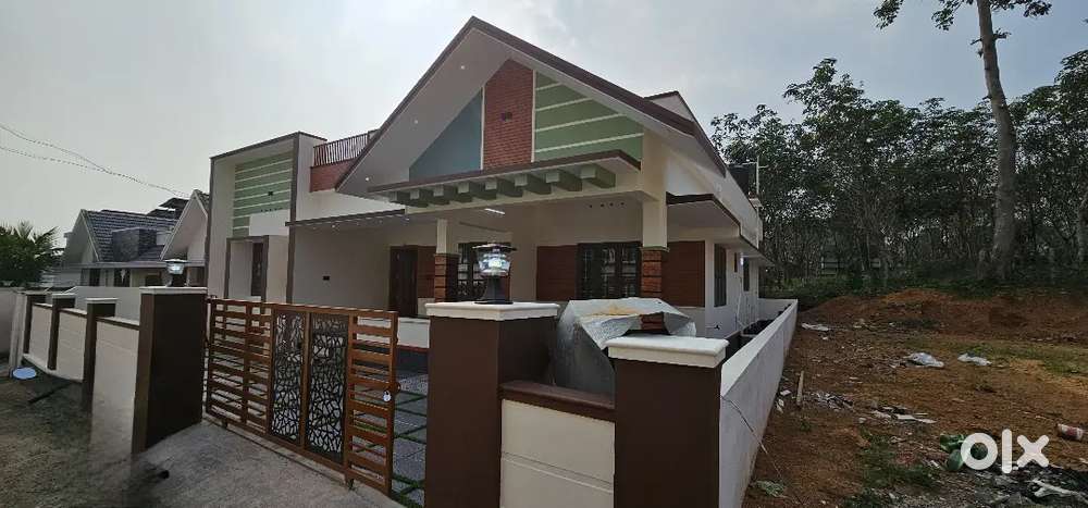 House for sale nearest chanjody changanacherry