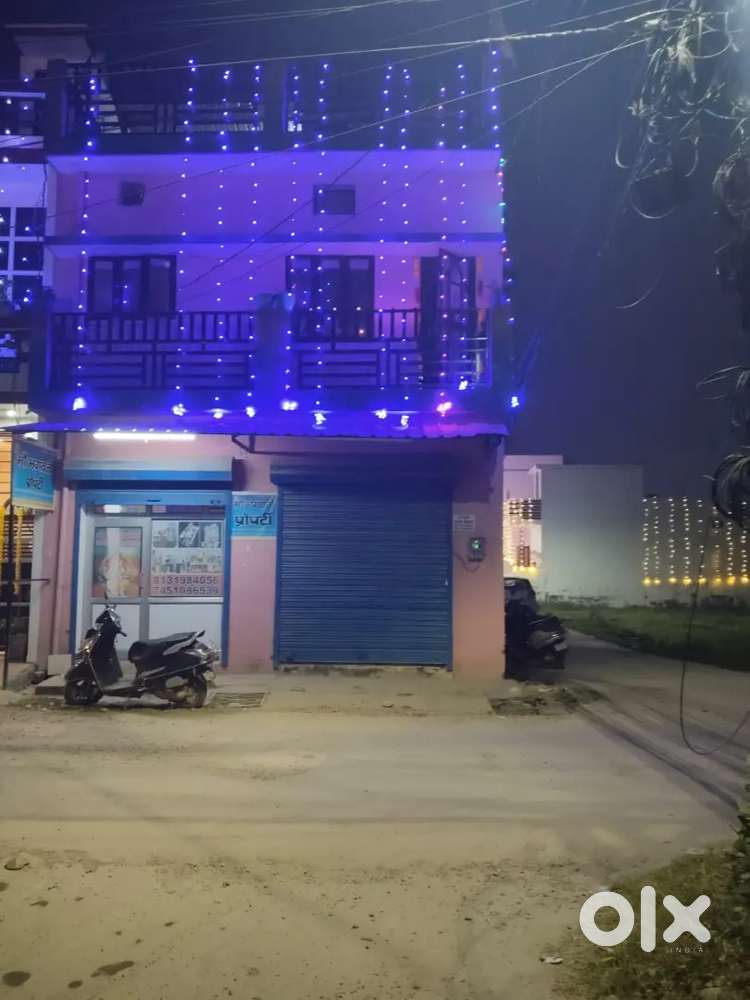 Shop in very good good society