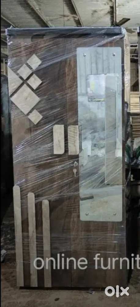 Almirah/ Cupboard/ Wardrobe, Hurry up
