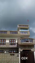 सुरक्षित सीसीटीवी सहित
