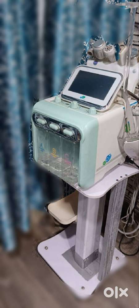 7-in-1 Multifunction Hydra facial Machine
