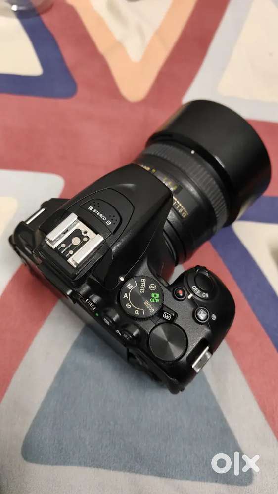 Nikon D5600 with 50mm lens (urgent sale fix price)