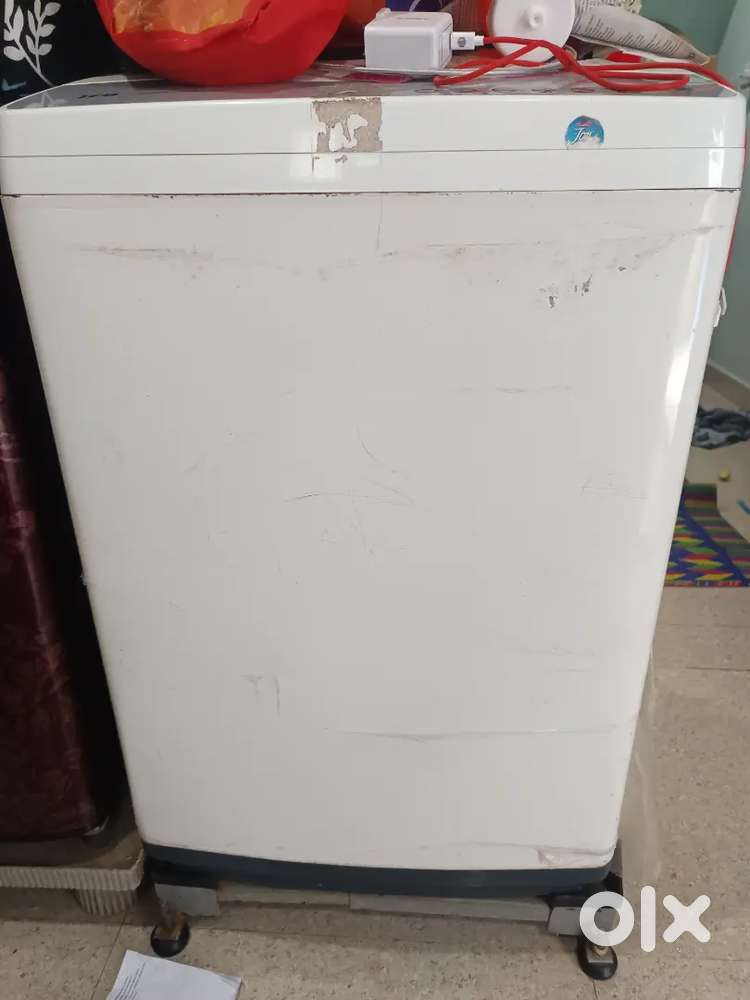 washing machine 3 yrs old hai spin ke time pe sound aa raha hai all ok