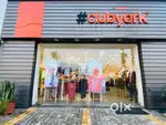 sale staf requrid