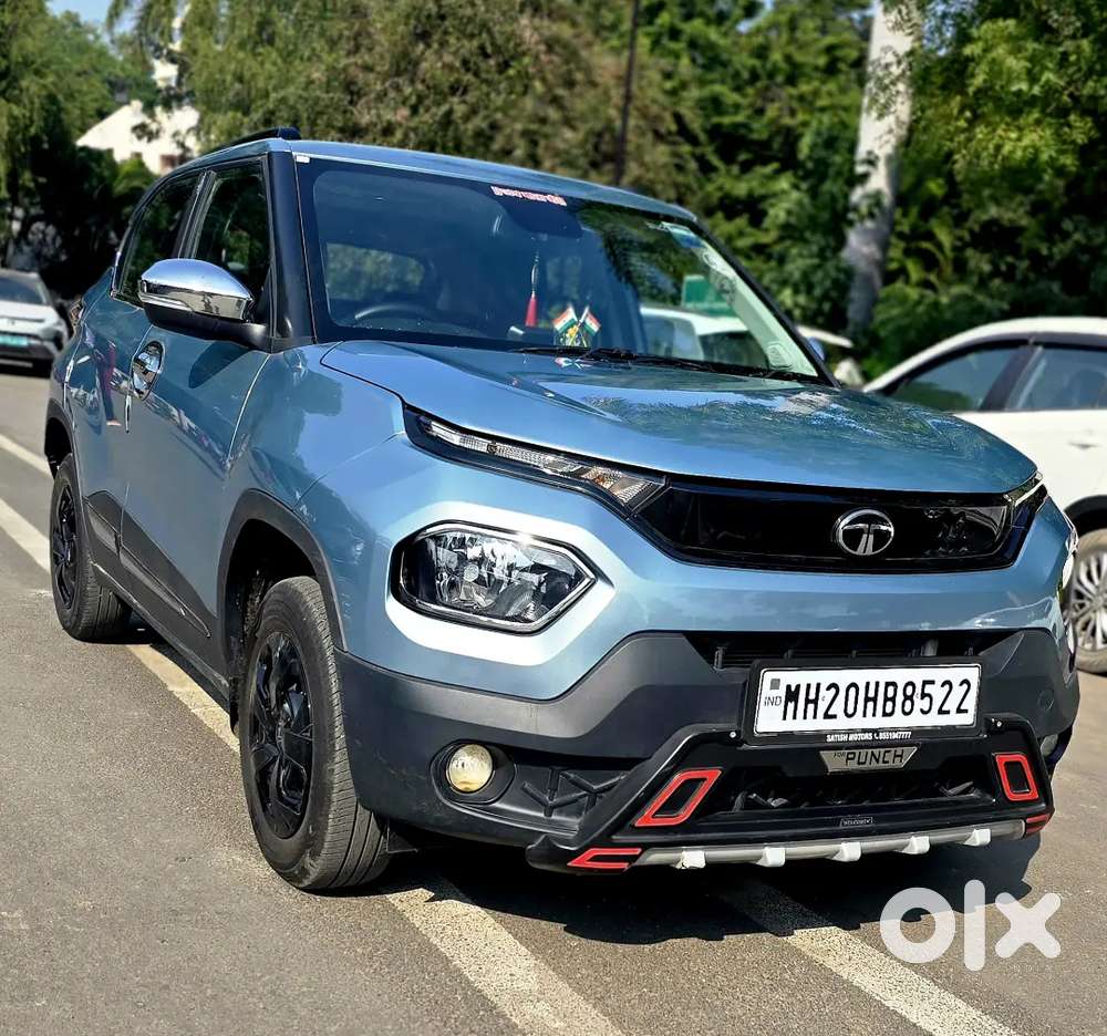 TATA PUNCH ADV PLUS SUNROOF __2025 _ WELL MAINTAINED _ 14000 KM ONLY