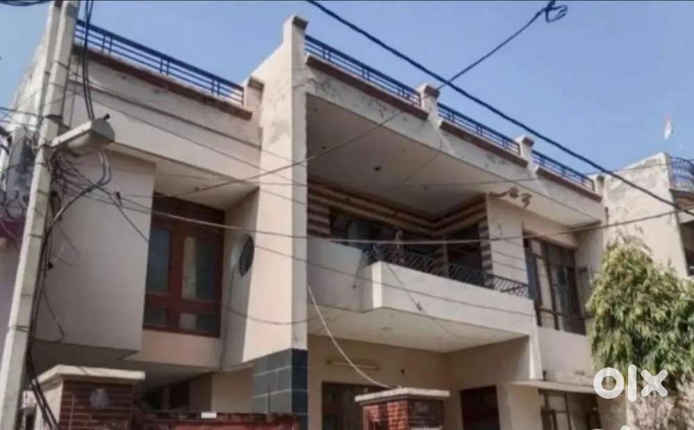 323 Gaj Independent Kothi in Chhachhrauli