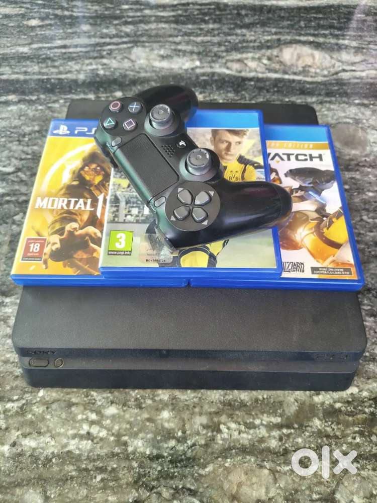 PS4 Slim 1TB with 3 Games & 1 Controller – Excellent Condition