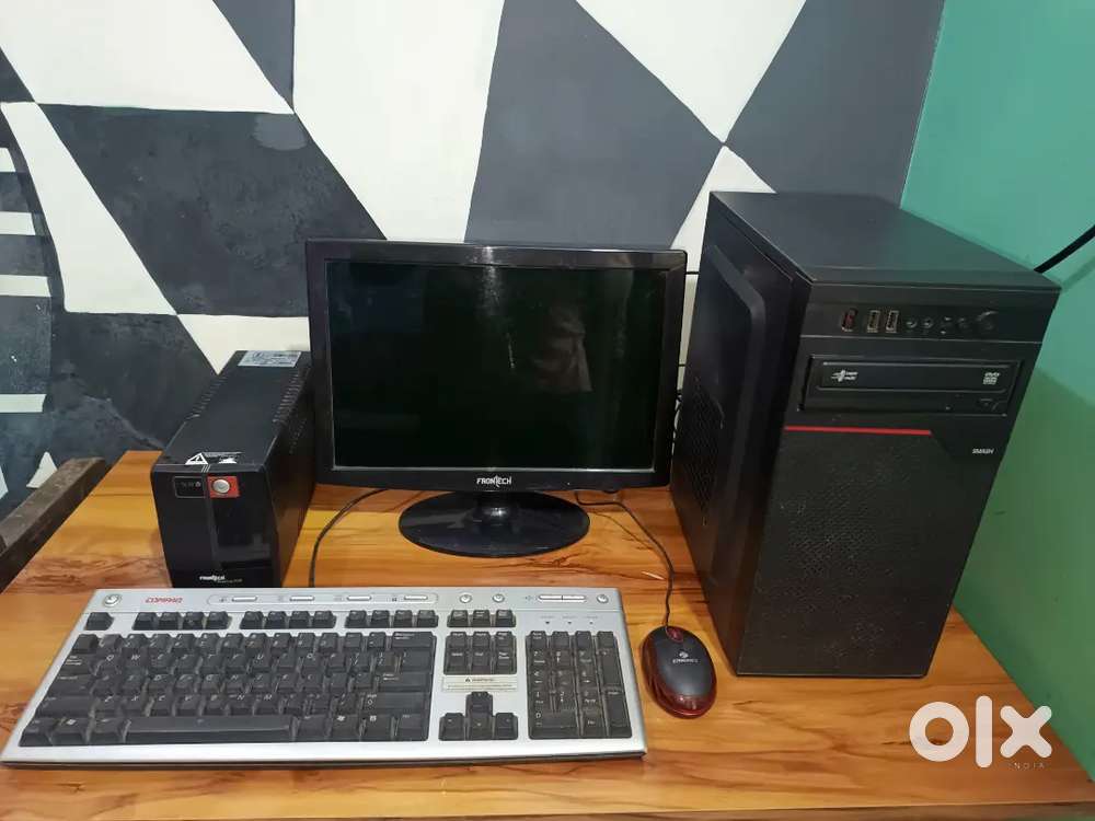 Computer setup in good condition