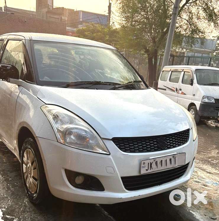 Maruti Suzuki Swift 2015 VIP Number 0007 - First Owner with insurance