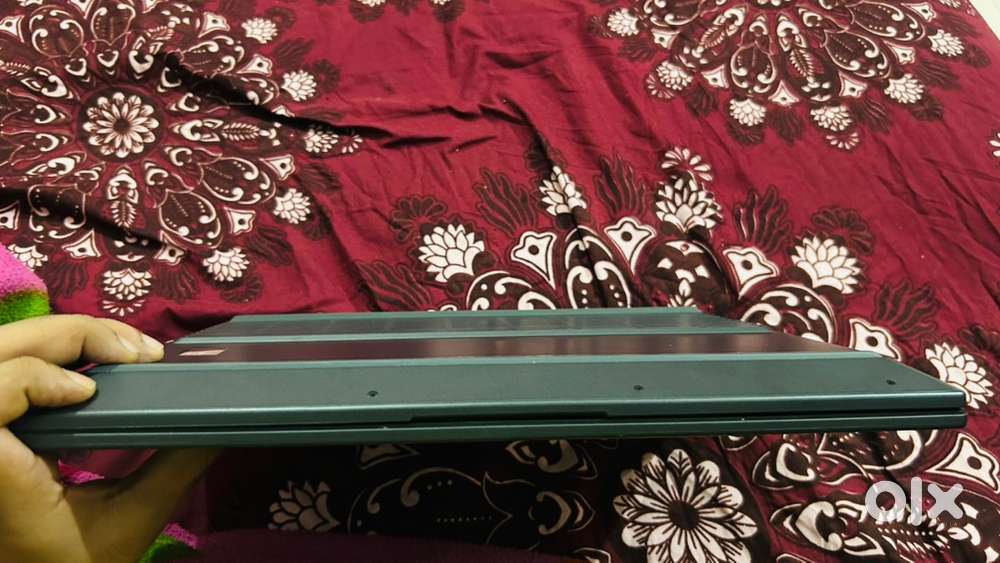 Selling my less use fully scratchless hp victus gaming laptop