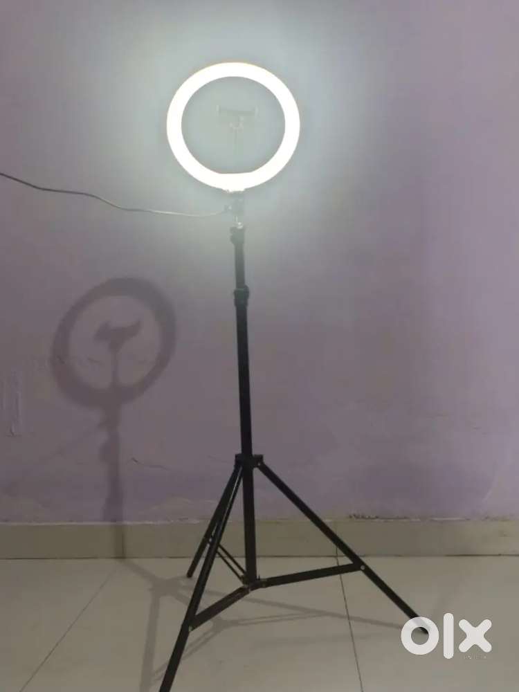RING LIGHT