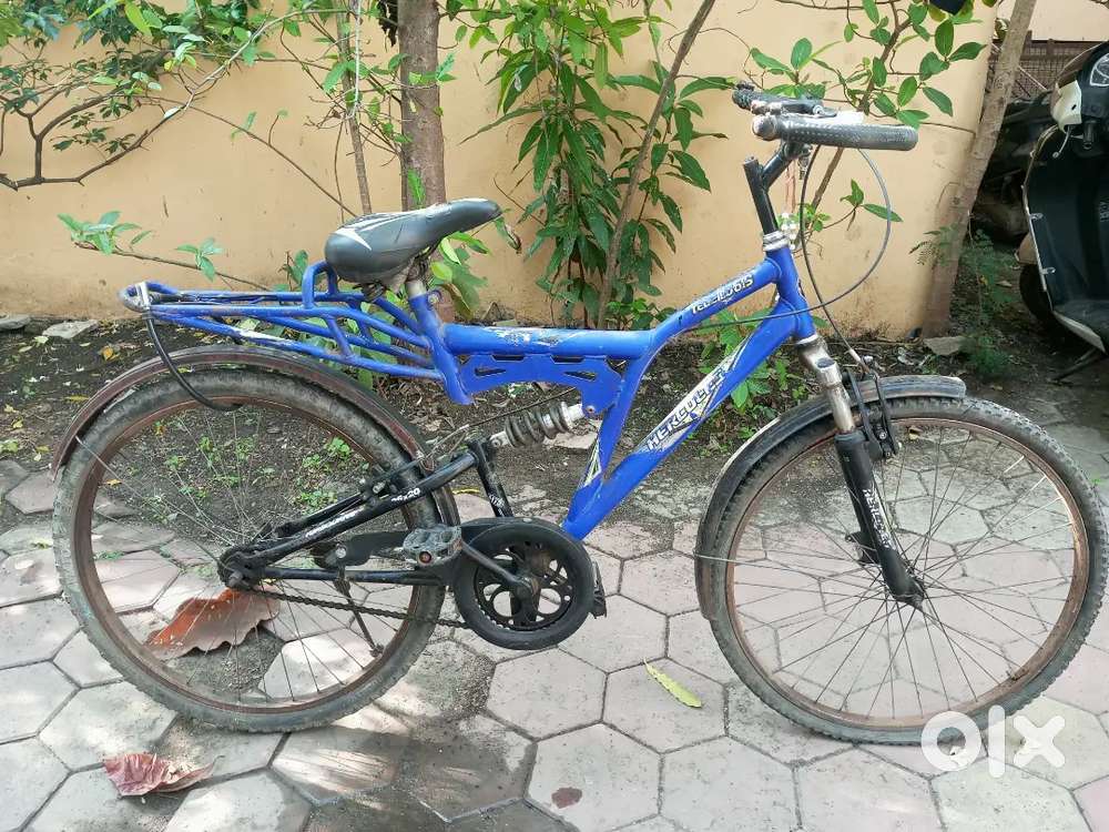 !! Hercules rebellio !! + 2 chairs & books free