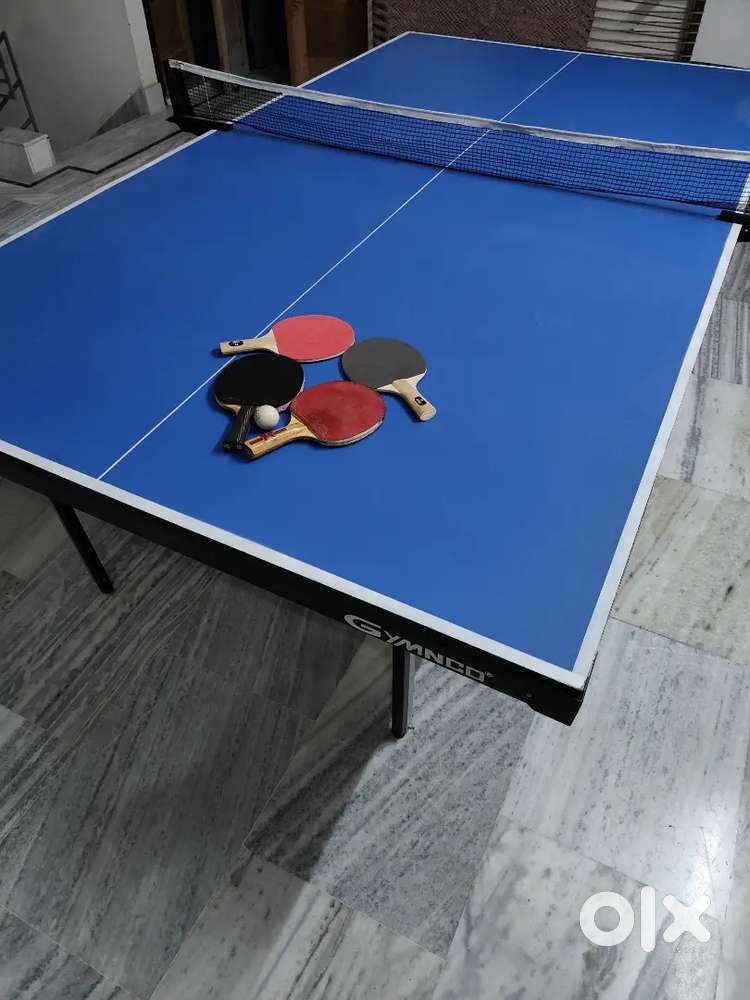 Table Tennis Complete set- Table, rackets and ball- For sale