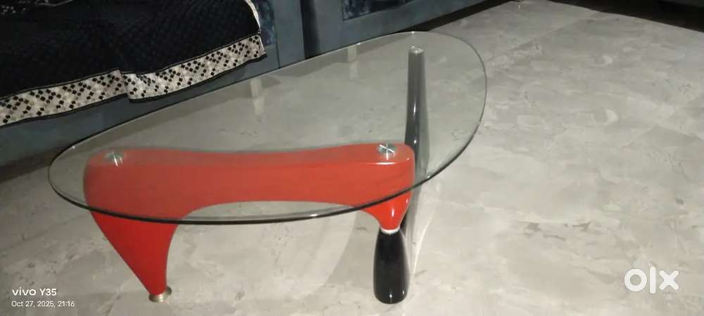 Centre table
