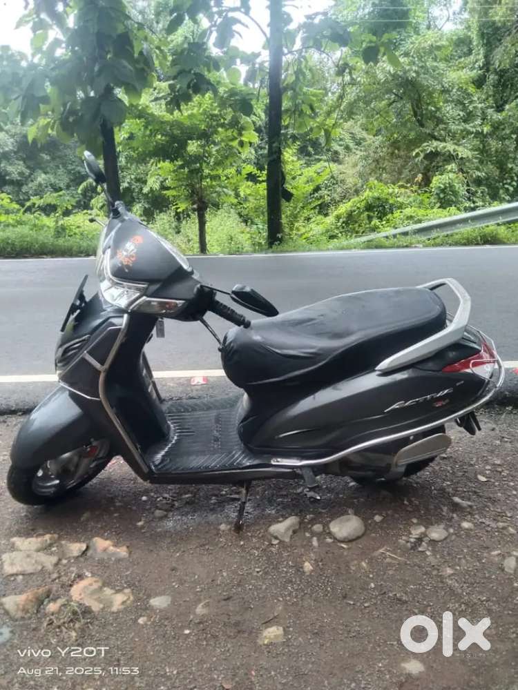 Honda.               Activa