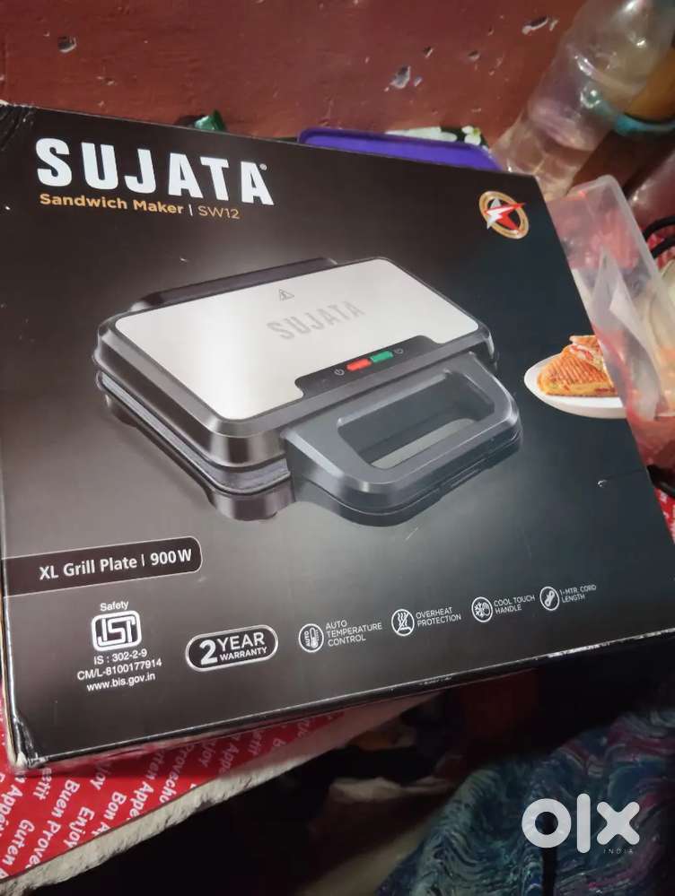 Bilkul naya hai diwali pr office mai Mila gift