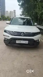 Brezza for sale 2023 petrol 43k kms neat first owner  show room track