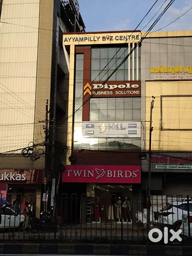 650 sqft space on NH at Angamaly town for rent near Joy Alukkas