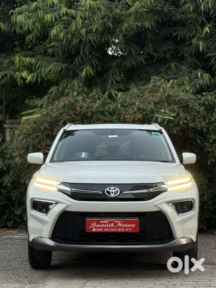 Toyota Urban Cruiser Hyryder 1.5 V Hybrid, 2023, Petrol