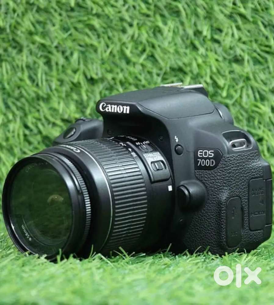 Canon EOS 700D