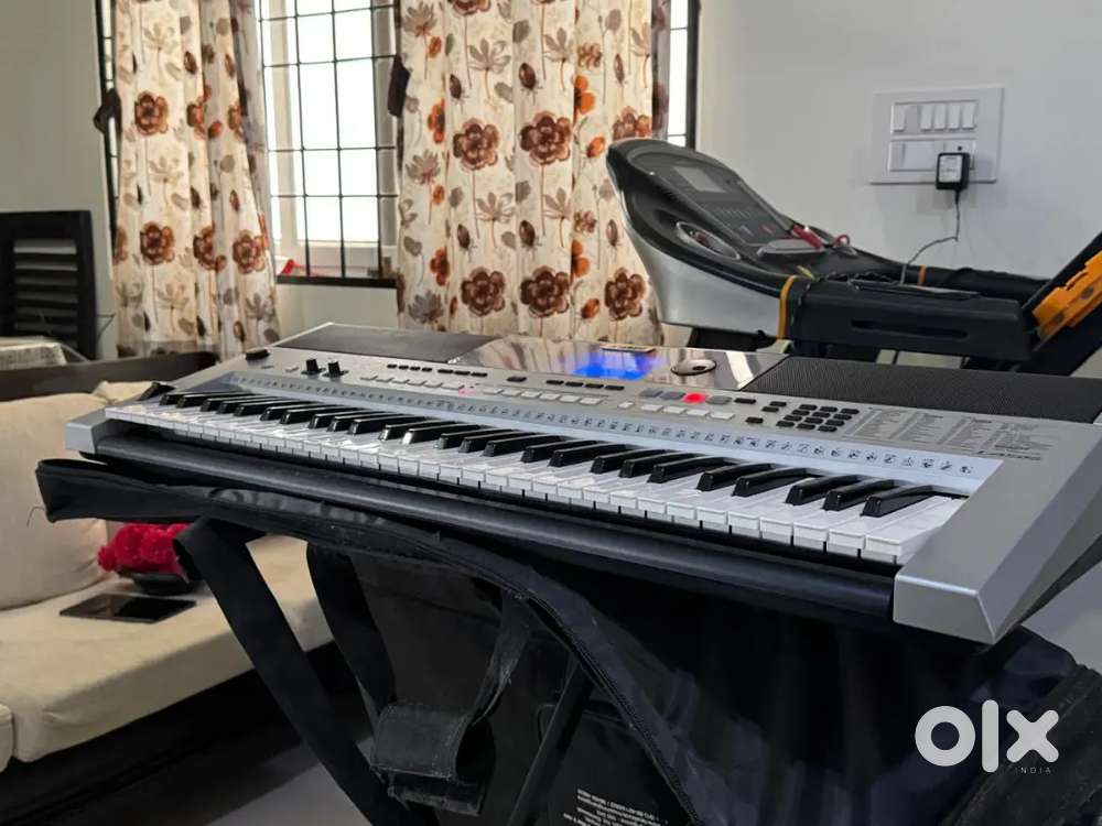 Yamaha keyboard I455