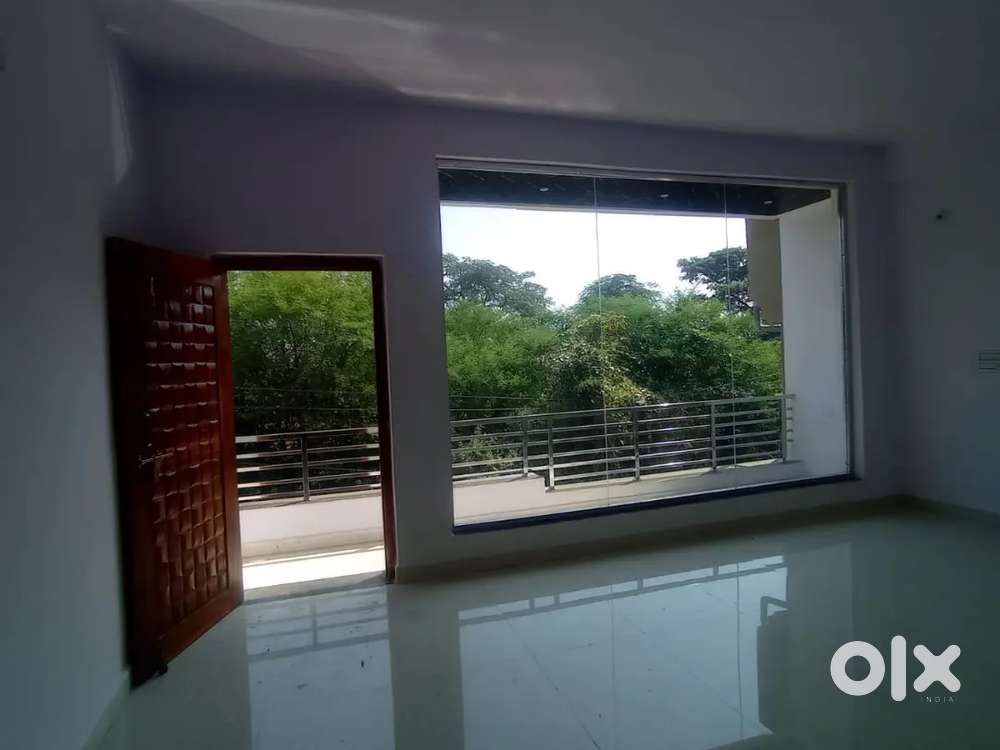 Shop ,Hall and residence 2BHK For Rent