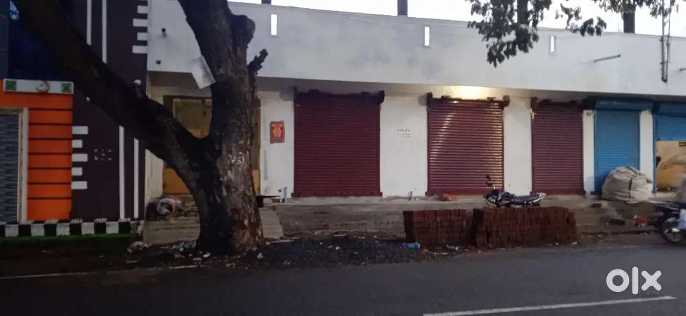 Empty building for rent,godown,courier office,supermarkt any kind of
