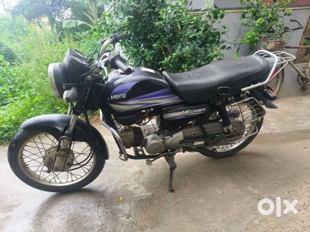 Excellent condition all papers available