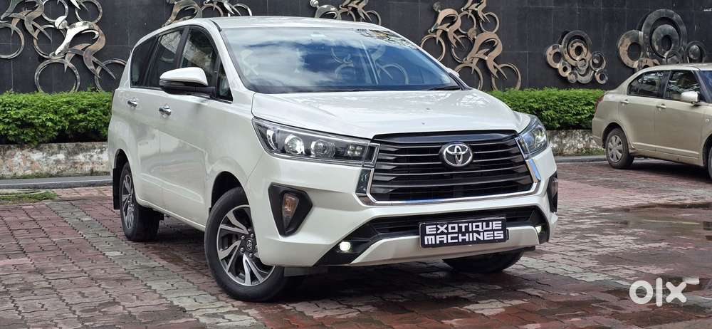 Toyota Innova Crysta 2.4 V 7 STR, 2022, Diesel
