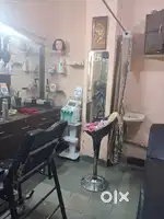 Beauty parlour for sale