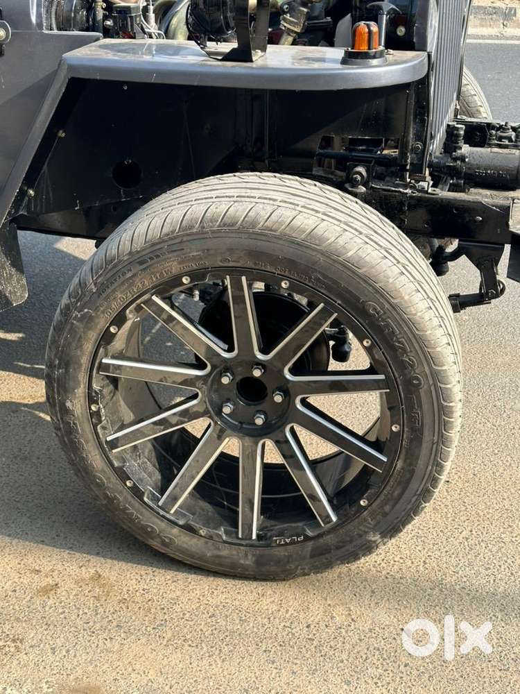Alloy wheel with tyres of jeep R22 jeep spare parts