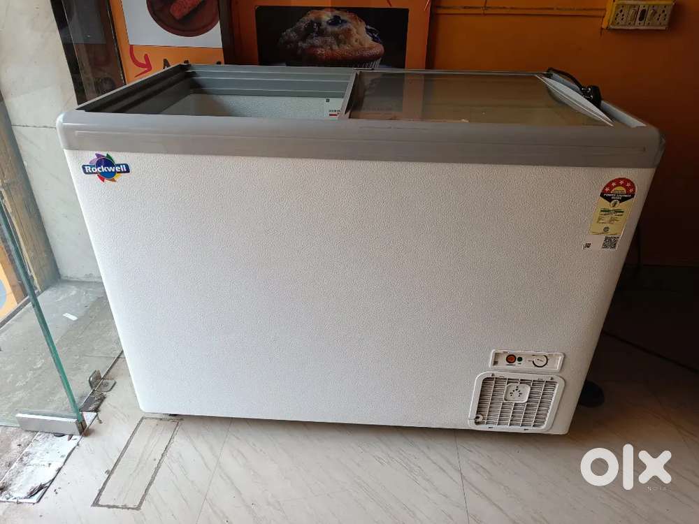 Rockwell 315Ltr Glass Top Deep Freezer SFR350GTS