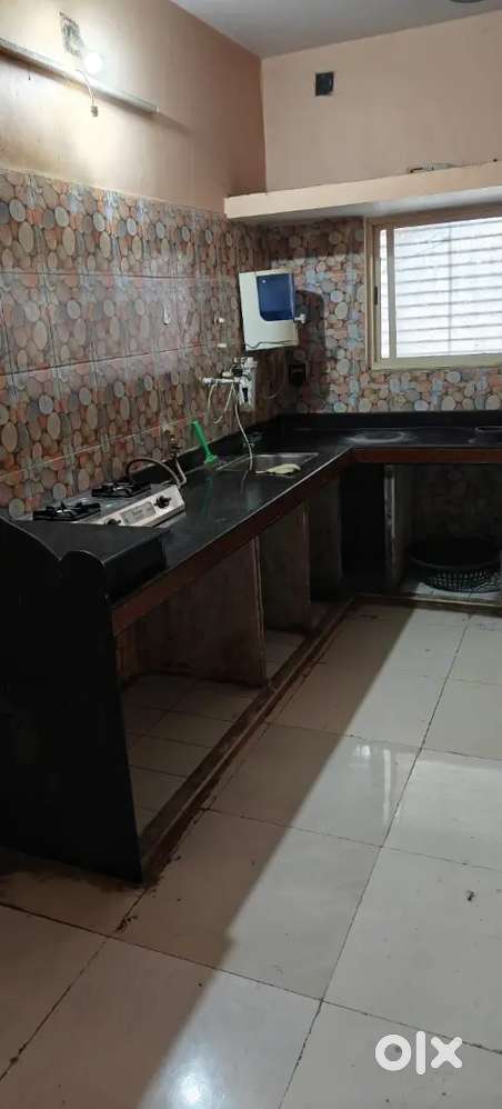2 BHK FOR FAMILY