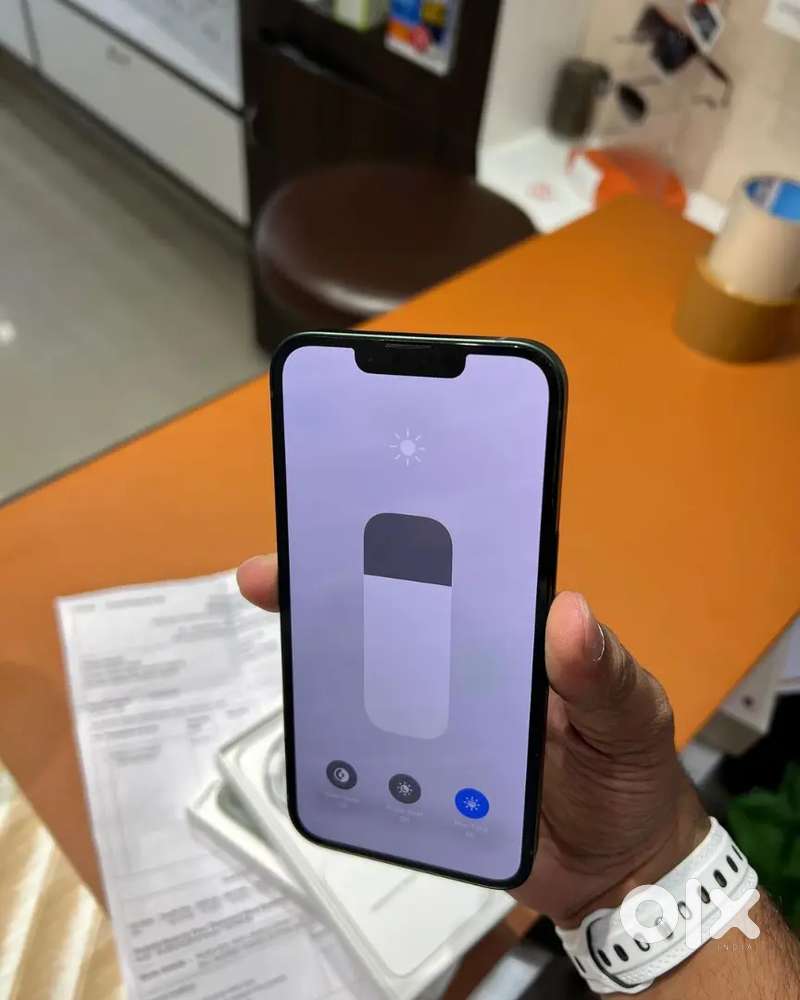 Selling my 6 months old iphn 13, need urgent money