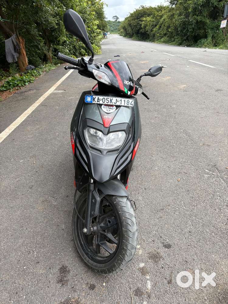 Aprilia SR150 (2018) Black